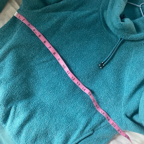 Nike Teal Therma-Fit Cowl-neck Fleece Pullover - Picture 10 of 15